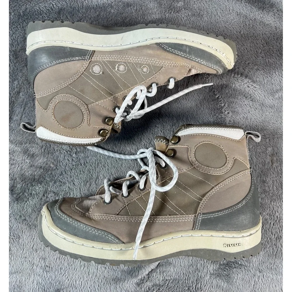 Simms Fishing Flats Wading Sneaker Boots Mens Size 7 Brown Gray High Top